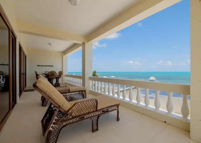 Ocean's Edge Belize