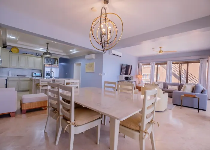 Ocean's Edge Belize 4*