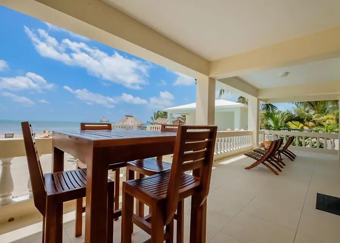 Aparthotel Ocean's Edge Belize